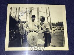 1938 LOU GEHRIG SIGNED PHOTO in YANKEES UNIFORM with GREAT PROVENANCE PSA/DNA
