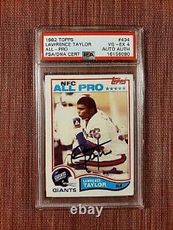 1982 Topps #434 Lawrence Taylor Autographed Giants Football Card PSA/DNA AUTO RC