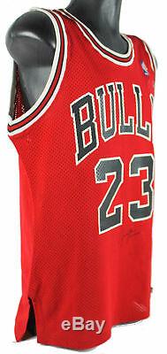 Bulls Michael Jordan Authentic Signed Red MacGregor Jersey PSA/DNA #B57360
