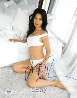 Lucy Liu Signed Authentic Autographed 11x14 Photo PSA/DNA #AC20644
