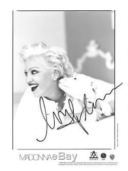 Madonna Signed Authentic Autographed 8x10 B/W Photo PSA/DNA #AA01805