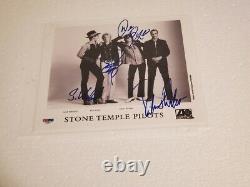 Scott Weiland & Stone Temple Pilots signed photo PSA DNA (Core Plush)