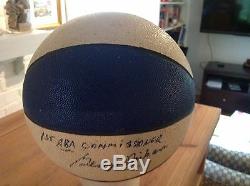 1967-69 Le Basket-ball Utilisé Par Aba Mikan Et Appartenant À Un Particulier Est Signé Par Mikan Psa / Dna