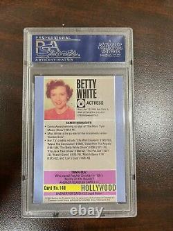 Betty White Signé 1991 Hollywood Autographied Card Psa/adn Auto #148