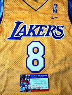 Bryant Nom Complet Kobe Autographiés Authentique Lakers # 8 Maillot Nike Psa / Adn Rare