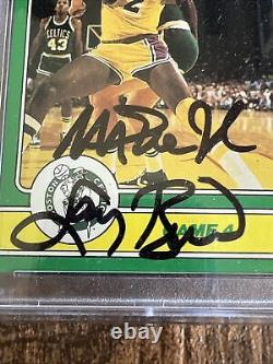 Carte étoile Magic Johnson Larry Bird de 1984 autographiée PSA/DNA ENCAPSULATED Celtics