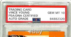 Carte signée VINCE YOUNG 2011 Upper Deck Longhorns 95 Auto Graded PSA/DNA 10 Slab