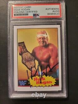 Hulk Hogan a signé la réimpression rookie Topps 1985 avec autographe PSA DNA BGS WWF WWE.