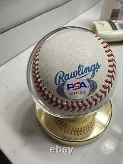 Ken Griffey Jr a signé une balle de baseball de la Major League avec PSA DNA Coa autographiée par les Mariners