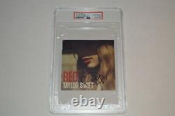 Livret Taylor Swift Autographié Red CD Cover Psa / Dna Encapsulé