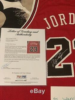 Michael Jordan Signé Autographié Upper Deck Uda Rookie Red Jersey + Psa / Adn Coa