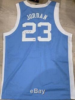 Michael Jordan Signé Unc Nike Swingman Jersey Avec Psa / Adn D'authentification Non Uda