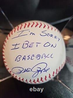 Pete Rose a signé une balle de baseball OMLB avec inscription 'Désolé d'avoir misé sur le baseball' PSA/DNA