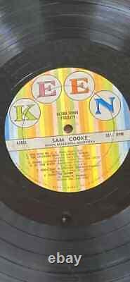 Sam Cooke a signé un album vinyle autographié de 1958 intitulé 'Self-Titled Debut' avec PSA DNA.
